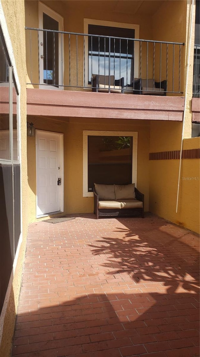 706 Lighthouse Ct, Altamonte Springs, FL 32714 - view of patio / terrace with a balcony