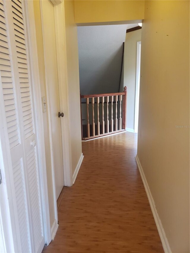 706 Lighthouse Ct, Altamonte Springs, FL 32714 - hallway featuring wood finished floors and baseboards