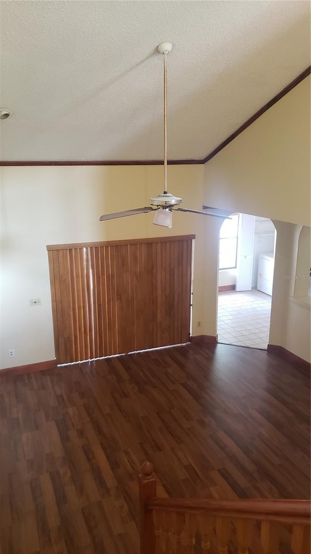 706 Lighthouse Ct, Altamonte Springs, FL 32714 - unfurnished room featuring lofted ceiling, ornamental molding, a ceiling fan, wood finished floors, and a textured ceiling