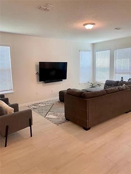 16391 Admirals Cove Ln, Winter Garden, FL 34787 - view of living room