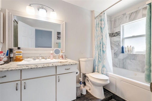 2903 Willow Oak Ct, Kissimmee, FL 34744 - full bath with vanity, toilet, and shower / bath combo with shower curtain
