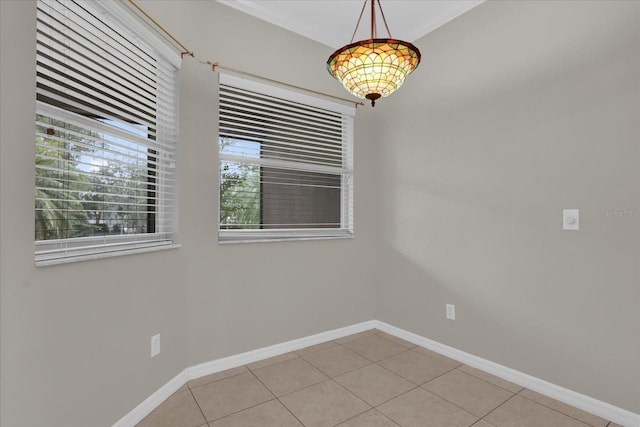 3304 Bennington Ct, Winter Park, FL 32792 - unfurnished room featuring baseboards, light tile patterned floors, and ornamental molding
