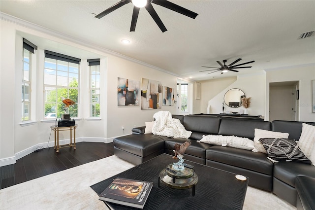 152 Riggings Way, Clermont, FL 34711 - living area featuring a ceiling fan, ornamental molding, wood finished floors, baseboards, and recessed lighting