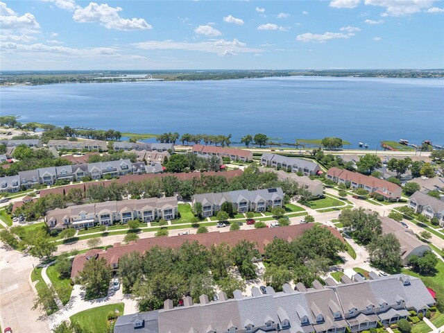 152 Riggings Way, Clermont, FL 34711 - aerial view of residential area featuring a large body of water