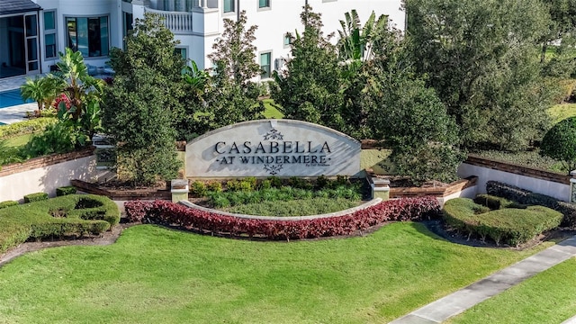 4071 Isabella Cir, Windermere, FL 34786 - community / neighborhood sign featuring a yard
