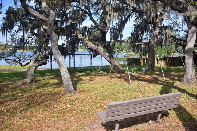8134 Hook Cir, Orlando, FL 32836 - view of yard with a water view