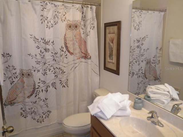 927 Orange Cosmos Blvd, Davenport, FL 33837 - full bathroom with vanity and shower / tub combo with curtain