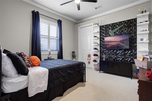 190 Osprey Hammock Trl, Sanford, FL 32771 - bedroom featuring carpet flooring, crown molding, a closet, and ceiling fan