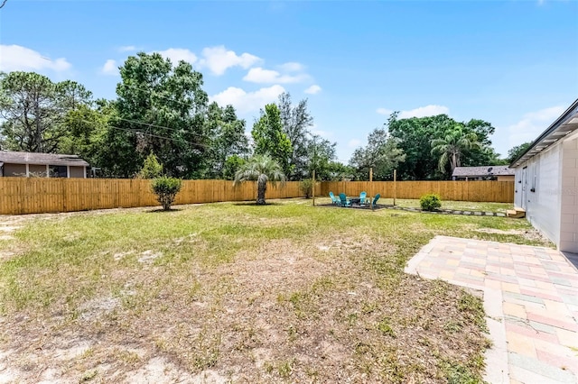 410 W Seminole Ave, Eustis, FL 32726 - view of yard featuring a patio
