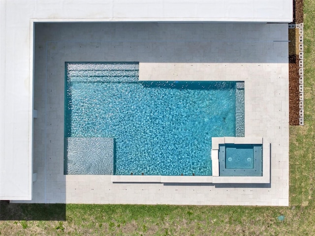 7615 SE 12th Cir, Ocala, FL 34480 - view of swimming pool