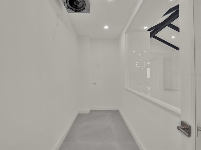 7615 SE 12th Cir, Ocala, FL 34480 - detailed view of recessed lighting and baseboards