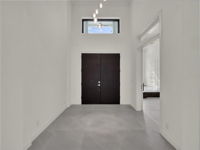 7615 SE 12th Cir, Ocala, FL 34480 - entrance foyer featuring baseboards