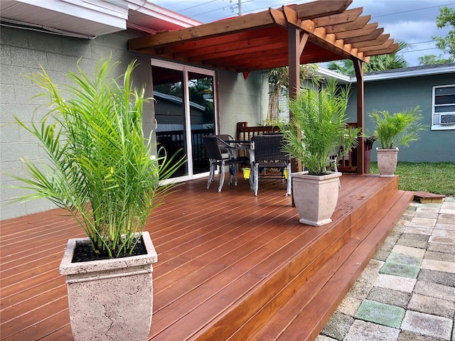 1919 E S St, Orlando, FL 32801 - wooden deck with outdoor dining area and a pergola