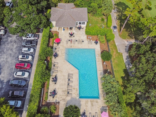 529 Quail Down Dr, Debary, FL 32713 - view of subject property with a pool area