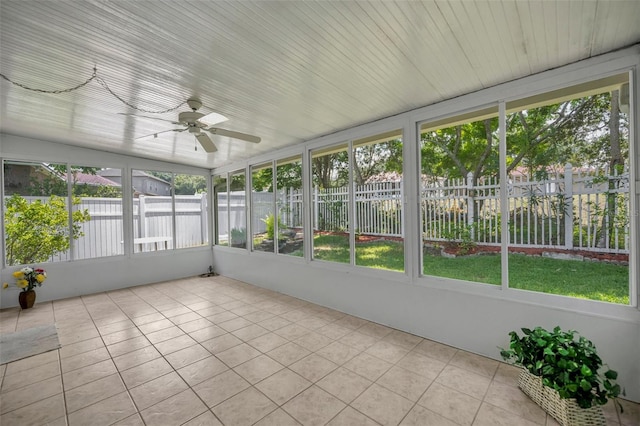 1181 Welch Hill Cir, Apopka, FL 32712 - unfurnished sunroom with plenty of natural light and ceiling fan
