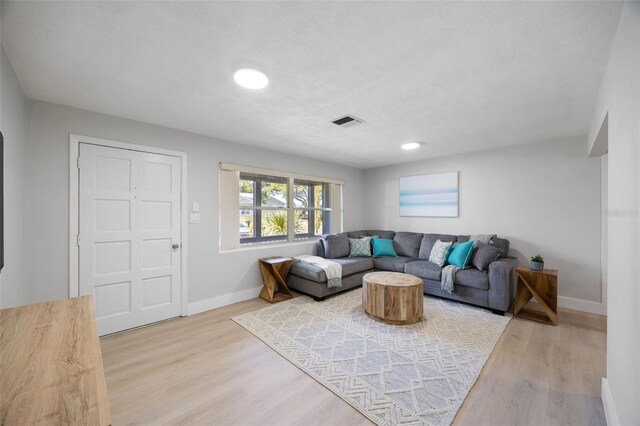 1073 Kenwood Dr, Dunedin, FL 34698 - photo 3
