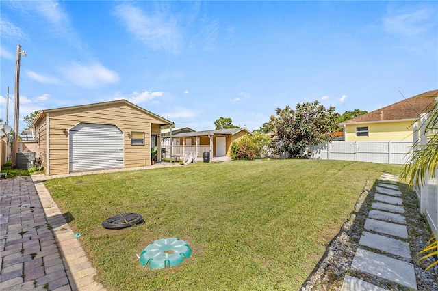 10227 Parsons St, Tampa, FL 33615 - view of yard with cooling unit