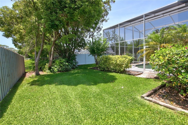 1676 Bear Crossing Cir, Apopka, FL 32703 - view of yard featuring a lanai