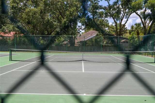 2009 Woody Dr, Windermere, FL 34786 - view of tennis court