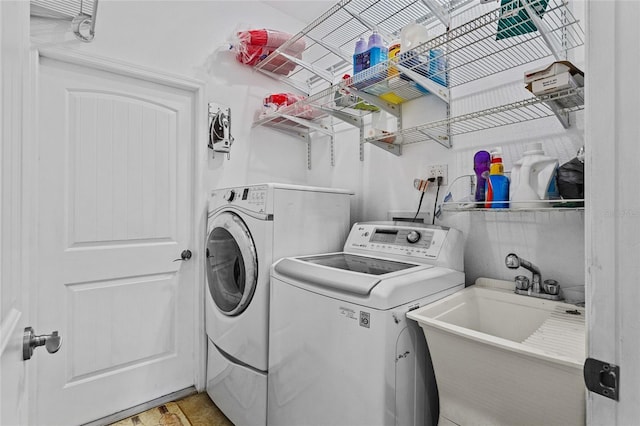 41128 Apple St, Eustis, FL 32736 - laundry area featuring separate washer and dryer