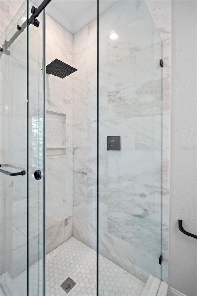 2110 W Farwell Dr, Tampa, FL 33603 - full bathroom featuring a stall shower