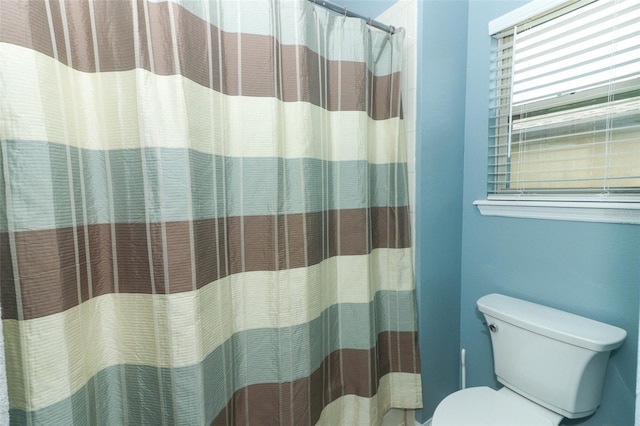 319 Morning View Dr, Winter Garden, FL 34787 - bathroom with toilet and curtained shower