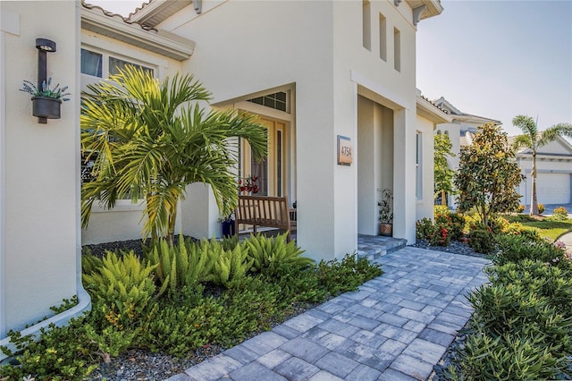 4754 Manning Ct, Sarasota, FL 34240 - entrance to property featuring stucco siding