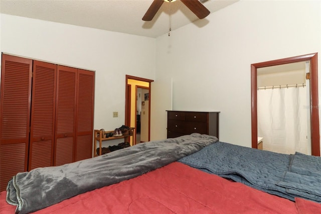 3939 Magnolia Lake Ln, Orlando, FL 32810 - bedroom with lofted ceiling, a closet, and a ceiling fan