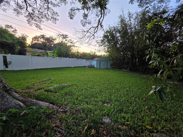 663 68th Ave S, Saint Petersburg, FL 33705 - view of yard