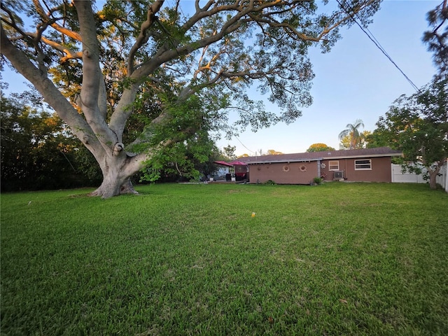 663 68th Ave S, Saint Petersburg, FL 33705 - view of grassy yard
