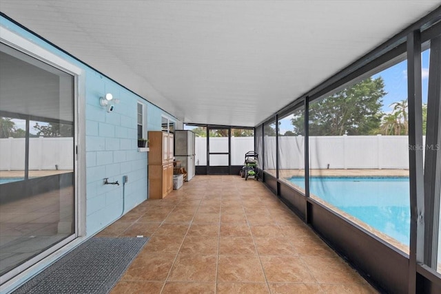 14506 Sutter Pl, Tampa, FL 33625 - view of unfurnished sunroom