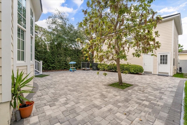 704 Honeysuckle Ave, Kissimmee, FL 34747 - view of patio