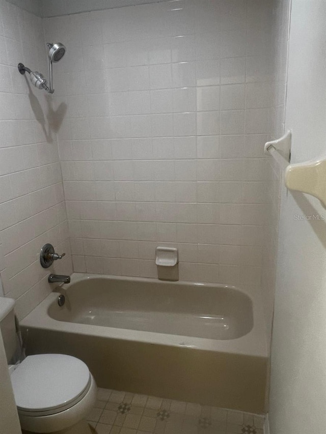 2143 Autumn View Dr, Orlando, FL 32825 - full bath with toilet and shower / tub combination