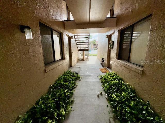 5269 Vineland Rd Unit 101, Orlando, FL 32811 - view of side of home