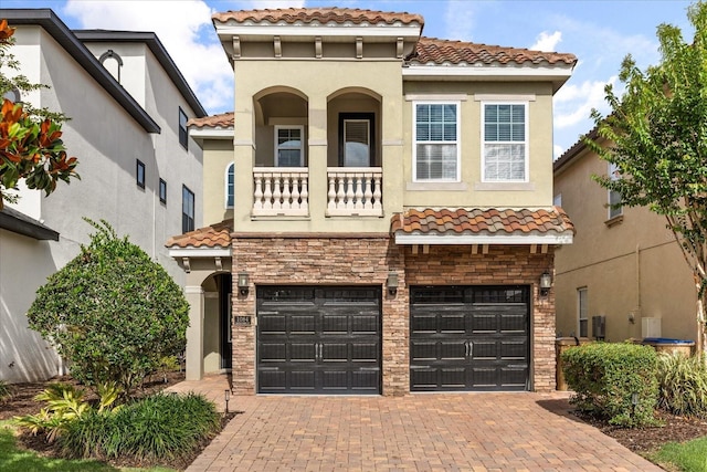 1084 Castle Pines Ct, Reunion, FL 34747 - photo 1