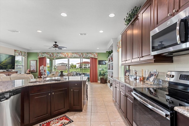 1084 Castle Pines Ct, Reunion, FL 34747 - photo 6
