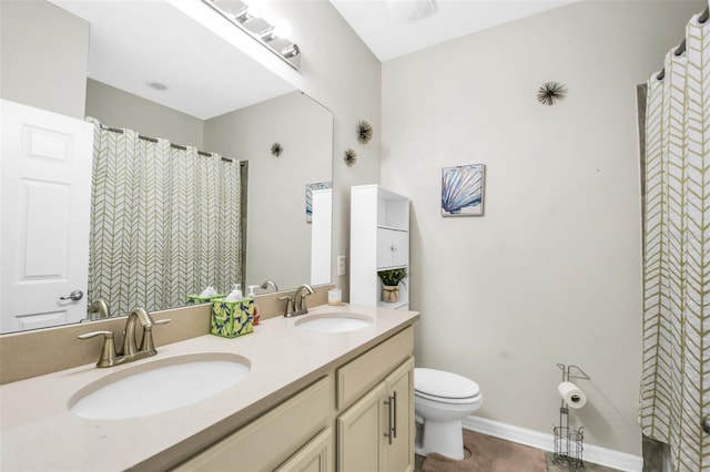 1821 Benevento St, Saint Cloud, FL 34771 - full bathroom featuring toilet, double vanity, and curtained shower