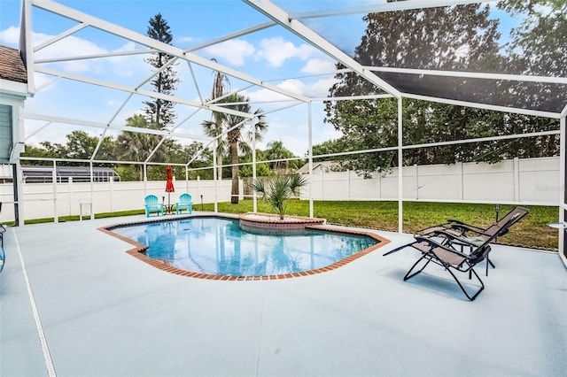2203 Essex Dr, Ocoee, FL 34761 - view of swimming pool with a fenced backyard and a patio