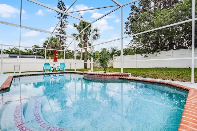 2203 Essex Dr, Ocoee, FL 34761 - view of swimming pool featuring a fenced backyard and a lanai