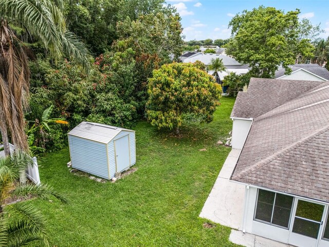 2888 Middleton Cir, Kissimmee, FL 34743 - view of green lawn
