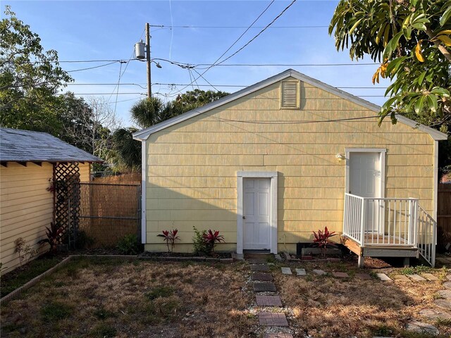 1834 28th Ave N, Saint Petersburg, FL 33713 - view of back of property