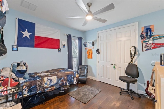 2046 Westover Reserve Blvd, Windermere, FL 34786 - bedroom with wood finished floors, ceiling fan, and a closet