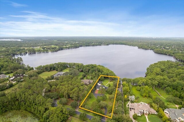 1550 Bluewater Run, Chuluota, FL 32766 - aerial view of property's location featuring a nearby body of water and property parcel outlined