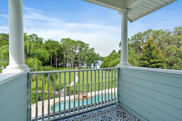 1550 Bluewater Run, Chuluota, FL 32766 - balcony with view of pool area and view of scattered trees