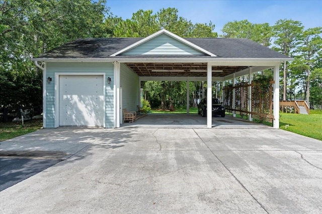 1550 Bluewater Run, Chuluota, FL 32766 - view of parking / parking lot with concrete driveway, a garage, and an attached carport