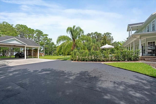 1550 Bluewater Run, Chuluota, FL 32766 - view of asphalt driveway