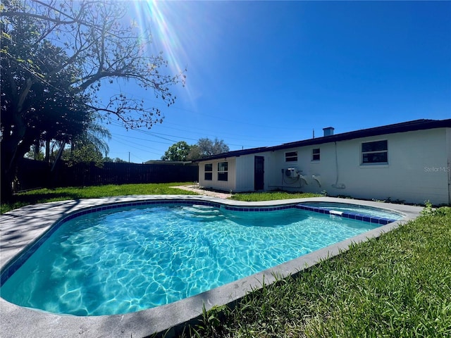 804 Starke Lake Cir, Ocoee, FL 34761 - view of pool with a pool with connected hot tub