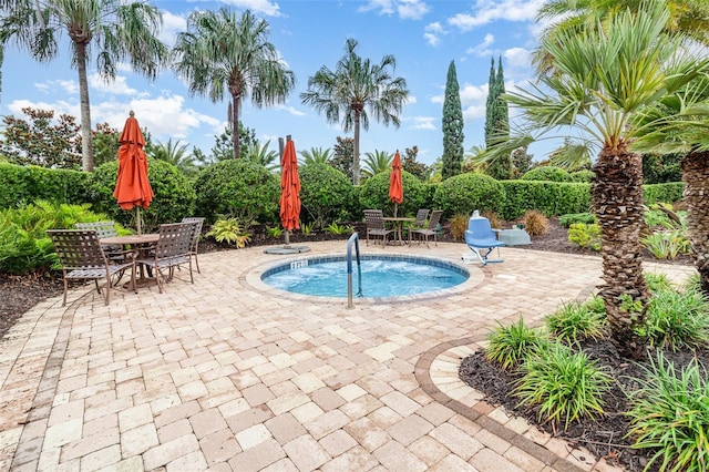 2342 Clemblue Rd, Clermont, FL 34715 - view of swimming pool featuring a patio and outdoor dining area
