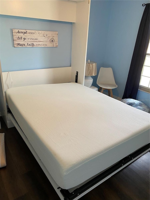3009 Ridgevale Cir, Valrico, FL 33596 - bedroom with wood finished floors