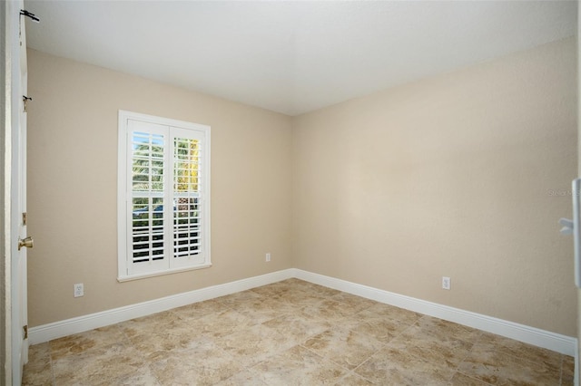 2830 Alton Dr, Kissimmee, FL 34741 - unfurnished room with baseboards